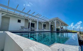 Jade - Villa Creole De Standing Et De Charme ,Vue Mer , Proche Des Plages & Piscine Privee Haut De Gamme